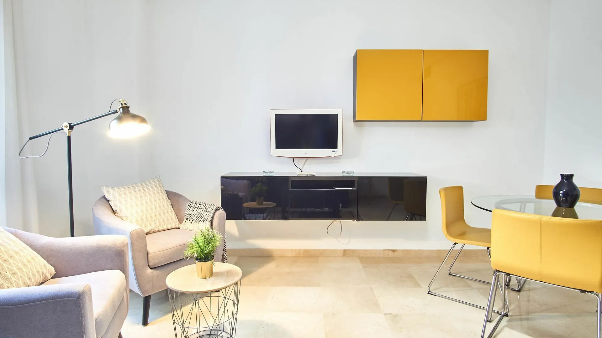 Apartamento En El Corazon De Triana Seville Apartment