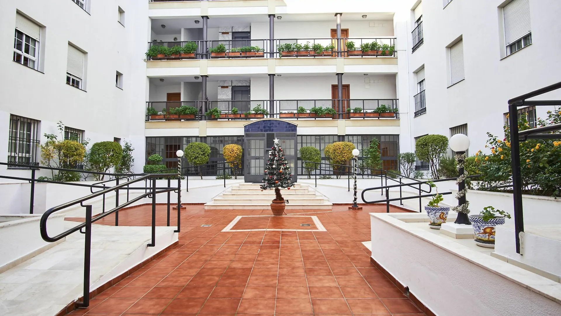 Apartamento En El Corazon De Triana Seville 0*,